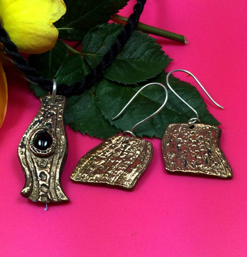 Wüste | Weiße Bronze Ohrring Und Anhänger Sonnenuntergang Von Der Unterwasser Landschaft Inspiriert von PixieHammerSilver