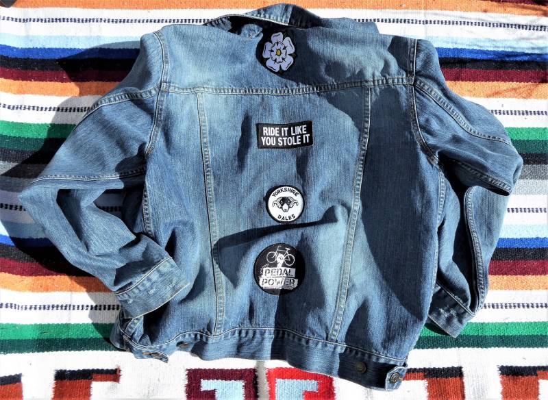 Tour De Yorkshire Cycling Theme Topman Jeansjacke Personalisiert Nachgearbeitet &handgenäht Mit Motiven Größe L von PizzazzReworked
