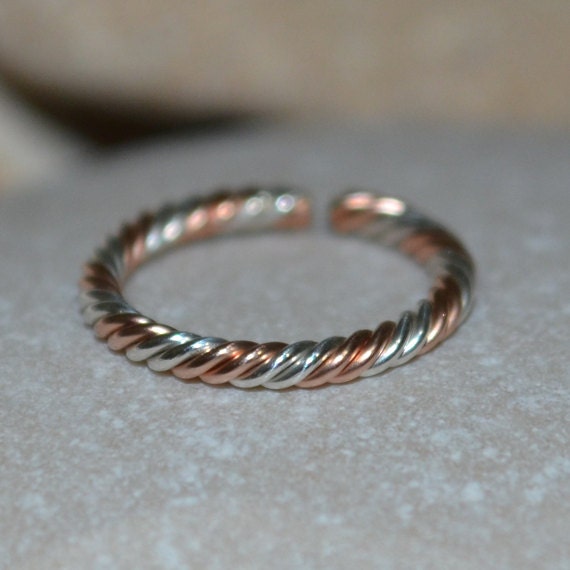 Gold/Silber Tragus Hoop// Tragus Piercing 16G - Rook Ohrring Knorpel Hoop Helix Nasenring Conch Daith von PjCreationsStudio