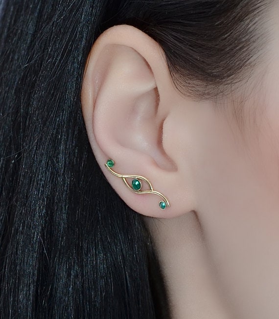 Smaragd Ear Climber Ohrringe // 14K Gold Filled Ohrstifte - Up The Ohr Ohrfeger Ear Wrap Crawler Ohrmanschette von PjCreationsStudio