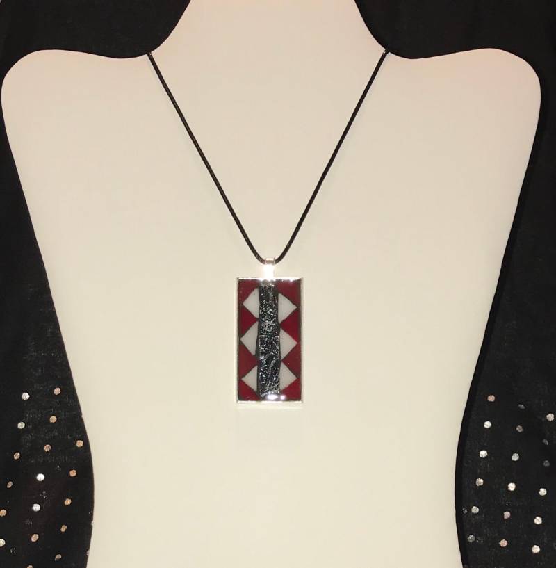 Rote Und Weiße Zickzack von PlacidPendants