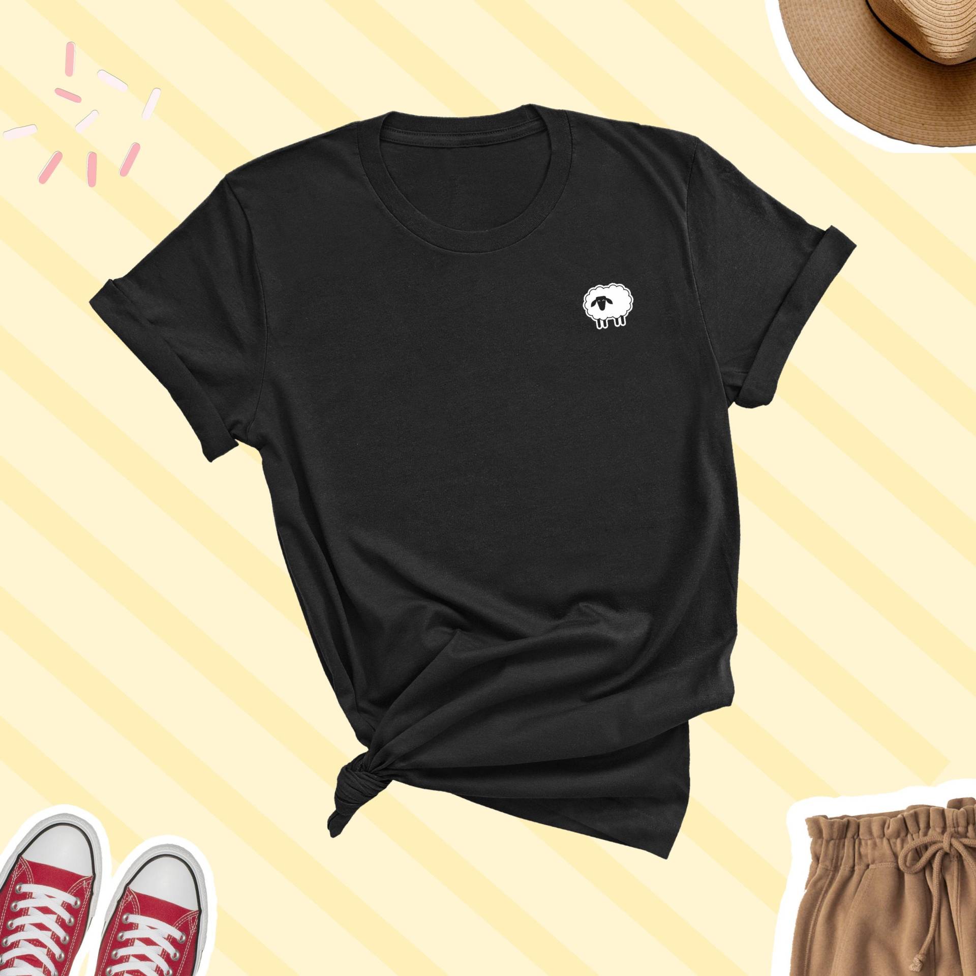 Schäfchen Icon Shirt, Niedliches Schaf Liebhaber T-Shirt, Einfaches Top, Geschenk Unisex T-Shirt Schäfchen Icon Shirt, Niedliches Schaf Liebhaber T-Shirt, Einfaches Top, Geschenk Unisex T-Shirt von Planet4Life