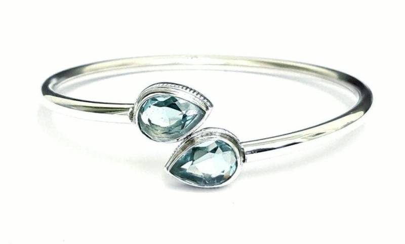 Blautopas-Armband Torque Armreif 925 Sterling Silber Manschette Verstellbarer Offener Blautopas Edelsteine Armband von PlanetEarthHandmade
