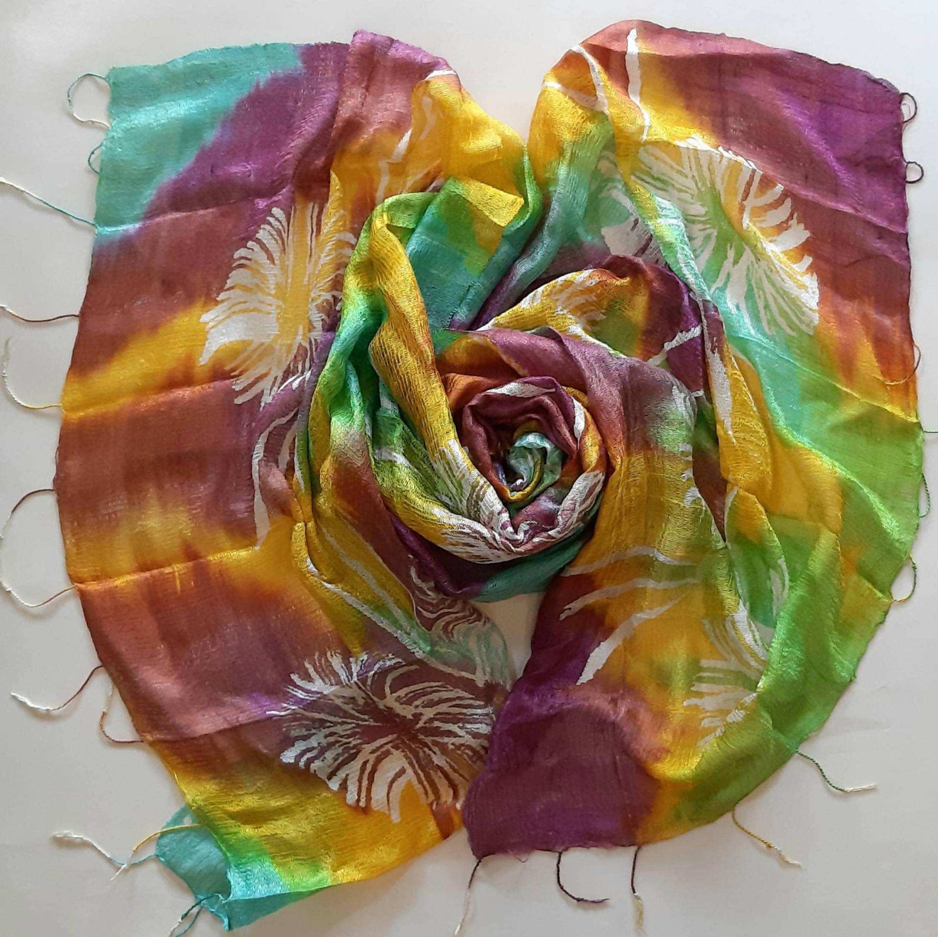 Bunter Seidenschal Handgefärbte Handgewebte Batik Handgemachtes Hochzeitsgeschenk Hochzeit Accessoire Leichter Natürliche Reine Rohseide Für Sie von PlanetEarthHandmade