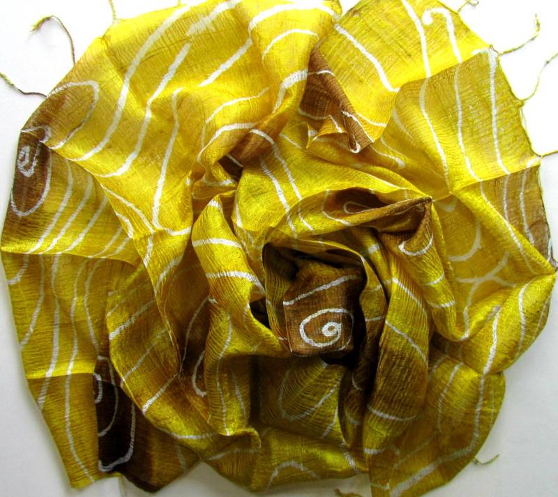 Gelbe Natürliche Seide Hand Gefärbt Handgewebte Batik Schal Hochzeit Geschenk Zubehör Thai Rohseide Handgemachte Light Weight Für Sie von PlanetEarthHandmade