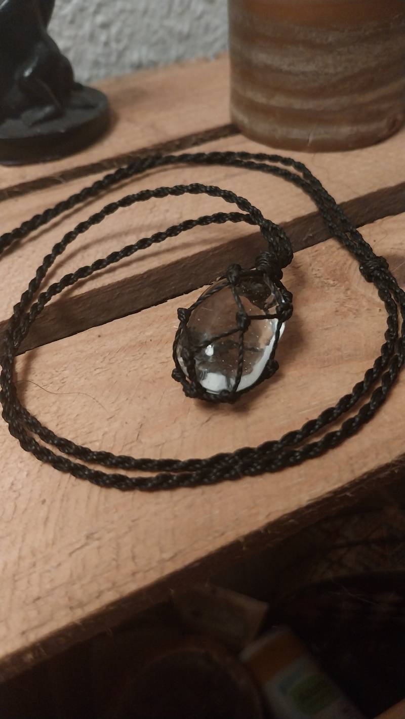 Makramee-Kette "stone Of Glass" von PlayOfMindProduction