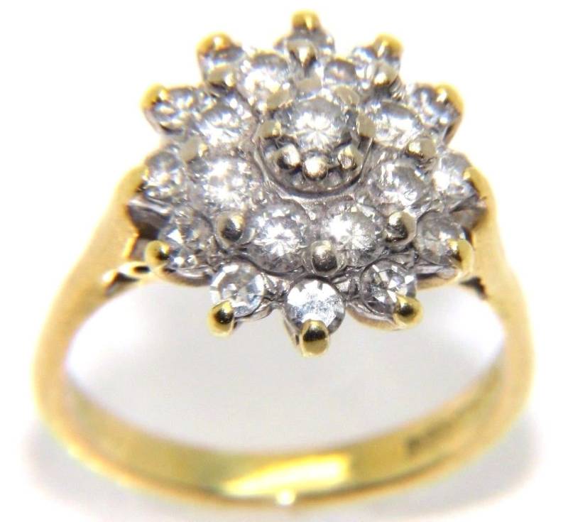Damen Atemberaubender 18 Karat Gold, Diamant Cluster Ring. 0.90Ct - Uk Größe H. Ref P41999B von PledgeJewellers
