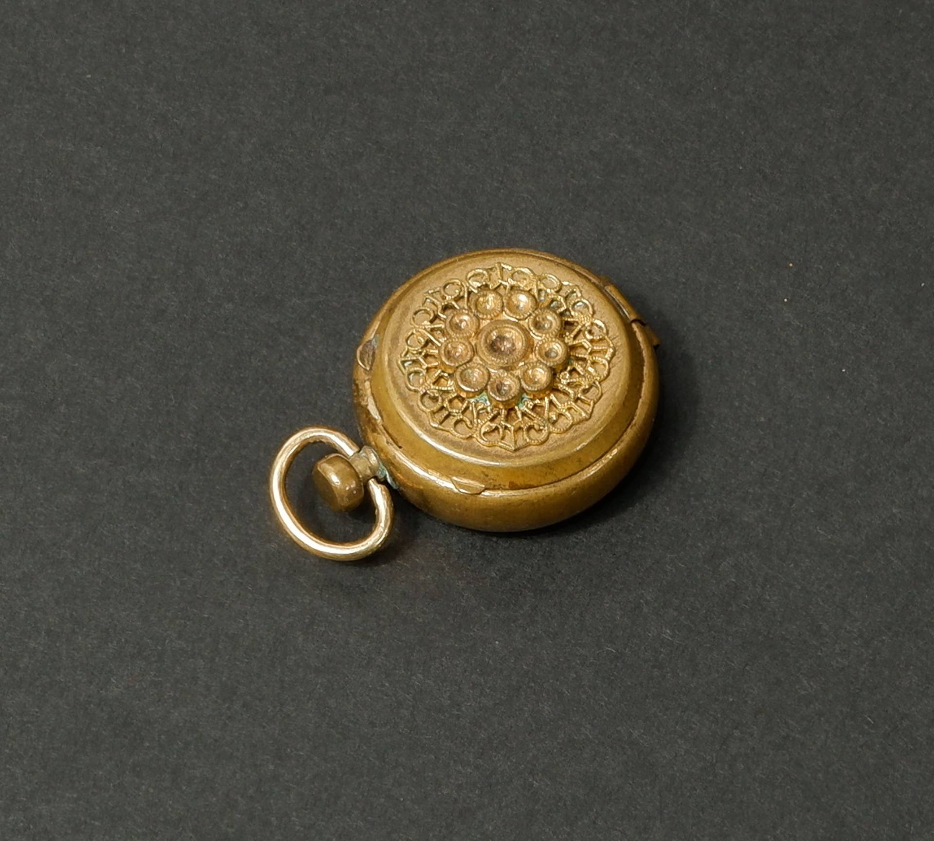 Pillenbox - Geldbörse Pillenhülle Reise Antik Pillenbox - Geldbörse Pillenhülle Reise Antik von Plemeniti