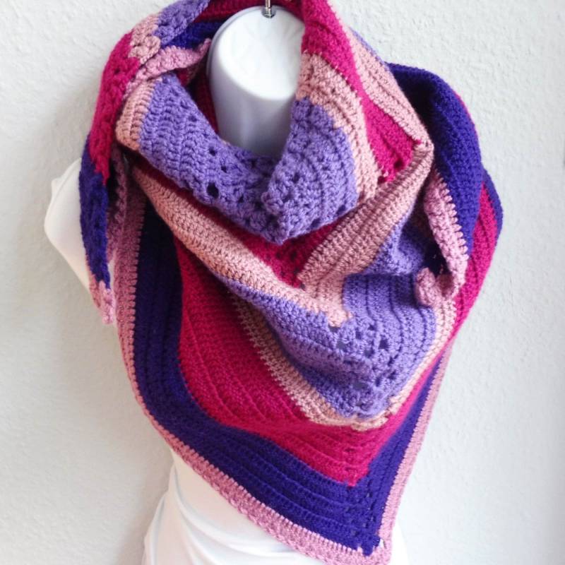 Dreieckstuch Lisa Gehäkelt von PlentyColor