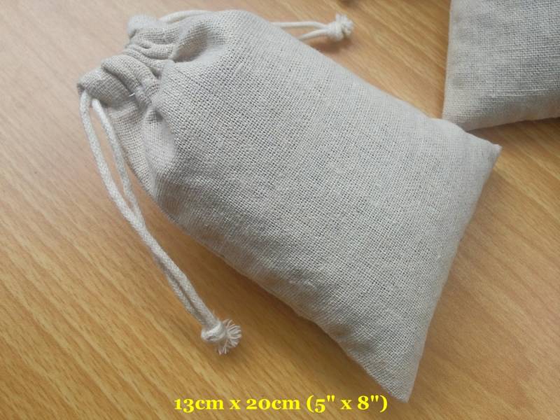 50 Stück 5 "x 8" Zugunsten Taschen Schlichte Baumwolle Leinen Beutel Drawstring Bio Wiederverwendbare 50 Stück 5 "x 8" Zugunsten Taschen Schlichte Baumwolle Leinen Beutel Drawstring Bio Wiederverwendbare von PlinsBags