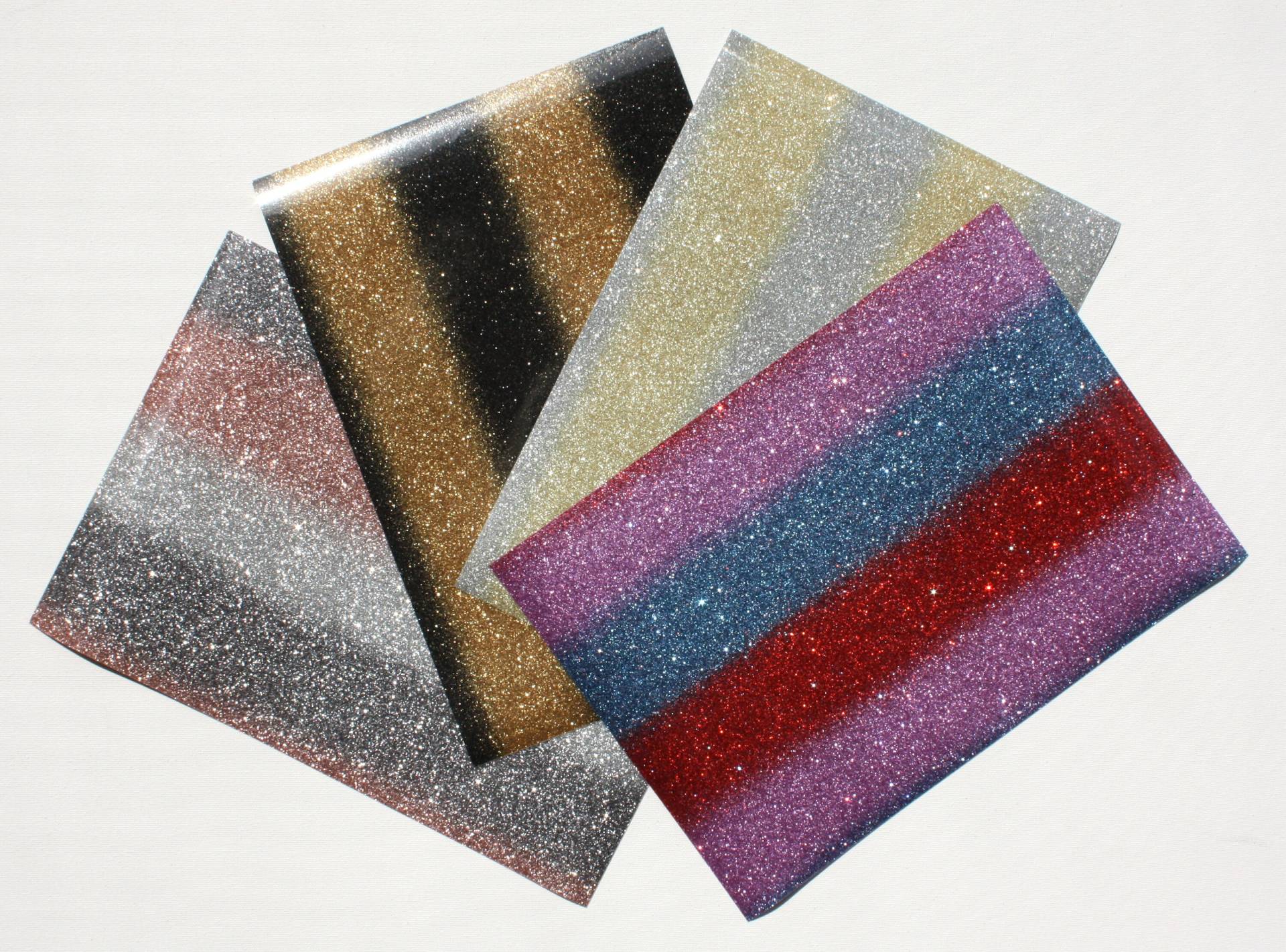 Diamant Glitter Textilfolie Rainbow A4 Plotten Transferfolie Glitzer Bügelfolie Diamant Glitter Textilfolie Rainbow A4 Plotten Transferfolie Glitzer Bügelfolie von Plotterfabrik