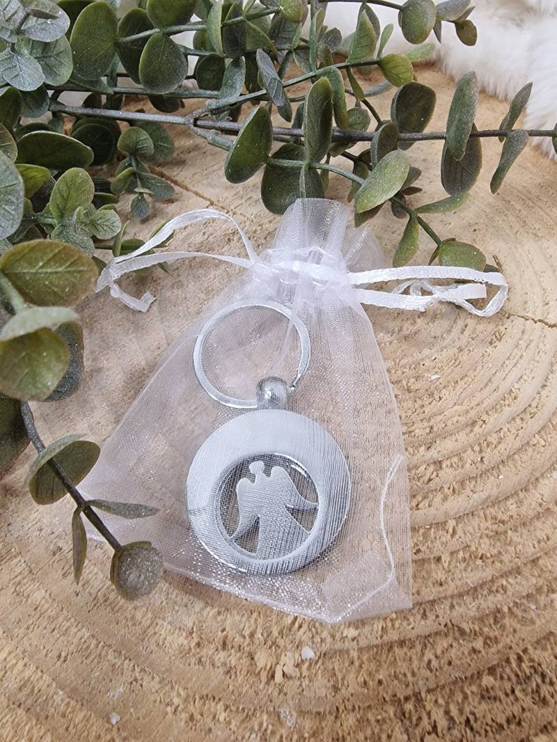 Toller Schlüsselanhänger "Schutzengel" Mit Einkaufswagen-Chip Im Tollen Organza-Säckchen Toller Schlüsselanhänger "Schutzengel" Mit Einkaufswagen-Chip Im Tollen Organza-Säckchen von Plottergirl