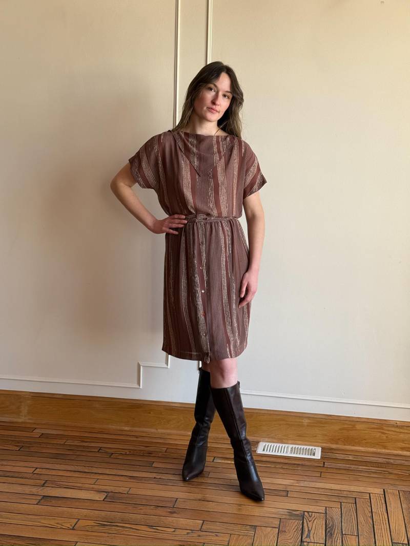 70Er Jahre Gestreifte Chiffon Rock Set - Taschentuchkragen, Taille Gegürtelt von PlumeVintageBoutique