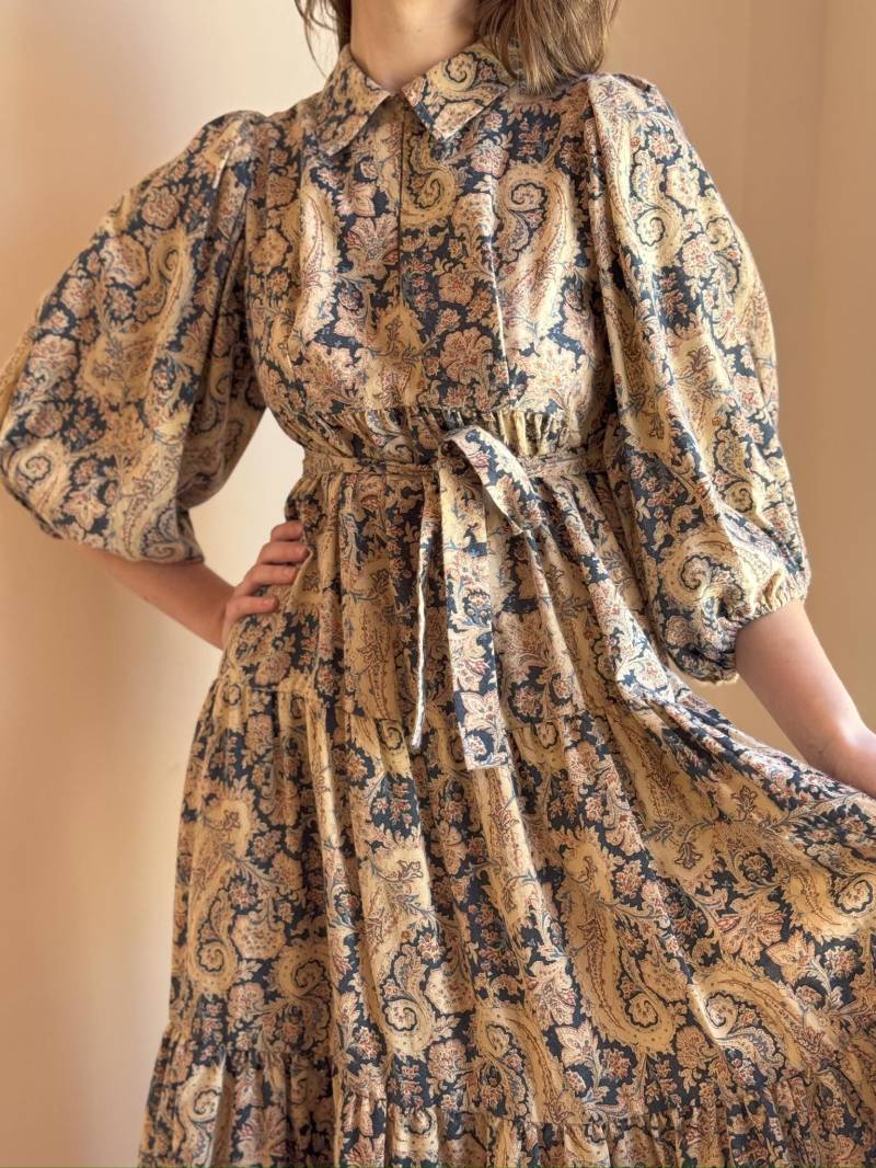 70Er Jahre Paisley Baumwoll Stufenkleid Vintage Evelyn De Jonge Xxs-Xs von PlumeVintageBoutique