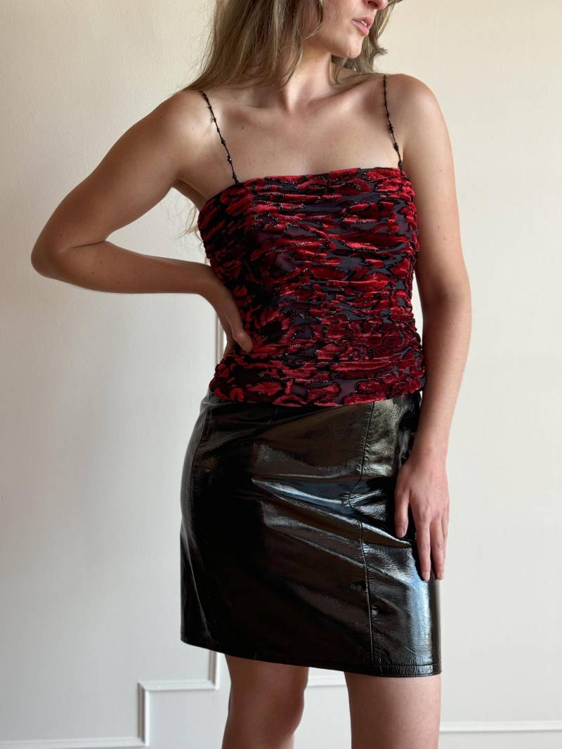 90Er Jahre Pannesamt Pailletten Träger-Corsage Top Rot & Schwarz Glam von PlumeVintageBoutique