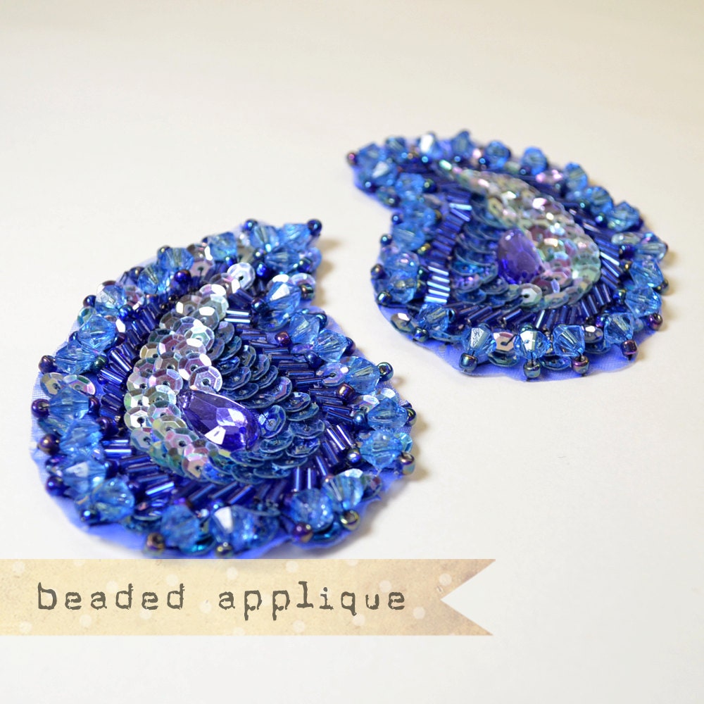 2Pcs - Königsblau Paisley Strass Perlen Edelstein Applique Modewaren, Fascinator Stirnbänder, Nähen Liefert, Diy Supplies, Vintage-Stil 2Pcs - Königsblau Paisley Strass Perlen Edelstein Applique Modewaren, Fascinator Stirnbänder, Nähen Liefert, Diy Supplies, Vintage-Stil von PlumuleFeather