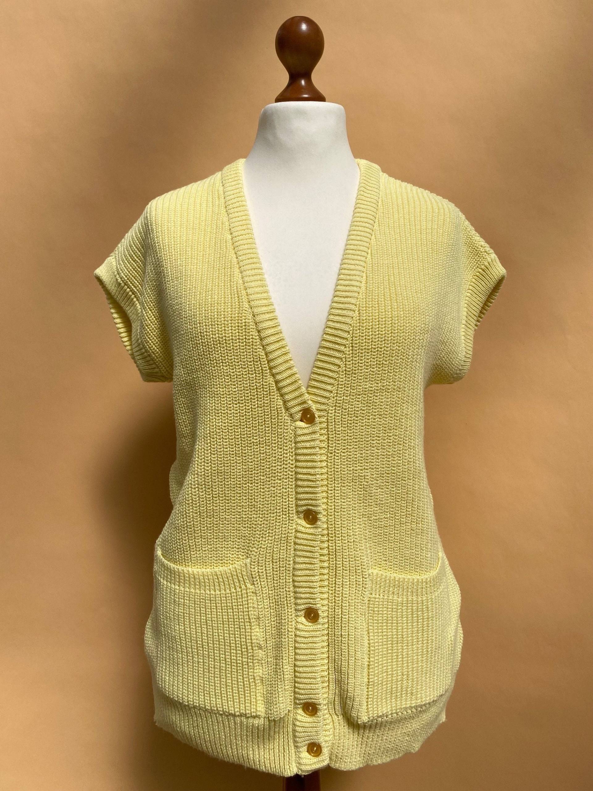 Eu38 Vintage Kurzarm Strickjacke Pastellgelb Eu38 Vintage Kurzarm Strickjacke Pastellgelb von PlusBabesVintage
