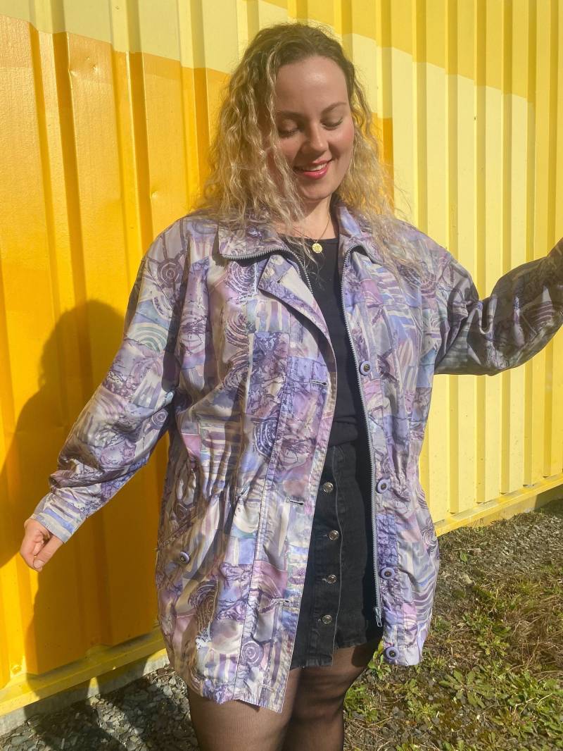 Eu48 Vintage Plus Size Jacke Mit Abstraktem Muster 90Er von PlusBabesVintage