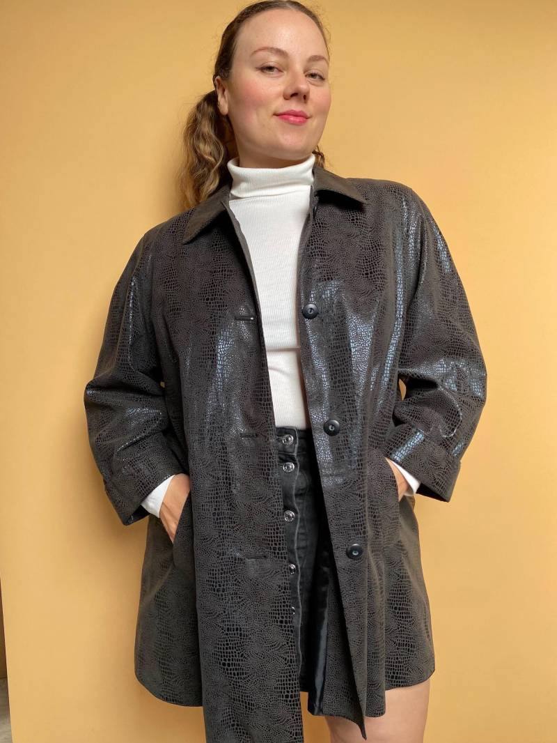 Eu50 Vintage Plus Size Leichter Mantel in Lederoptik 90Er von PlusBabesVintage