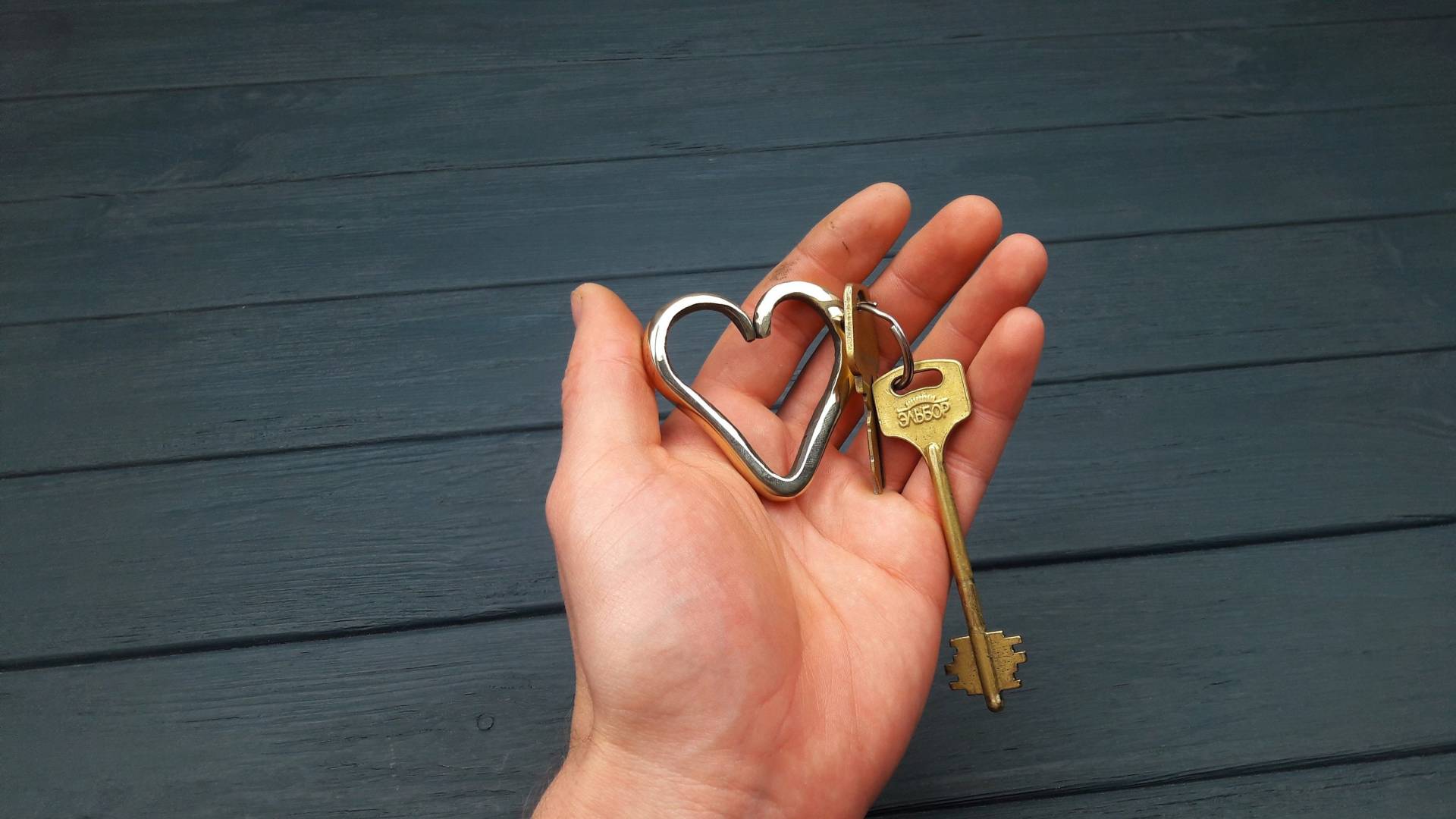 Bronze Herz, Jahrestag Geschenk, Schlüsselanhänger, Geschenk Für Sie, Herz Skulptur, 8Th Hochzeitsgeschenk, Skulptur Bronze Herz, Jahrestag Geschenk, Schlüsselanhänger, Geschenk Für Sie, Herz Skulptur, 8Th Hochzeitsgeschenk, Skulptur von PlushkaShop