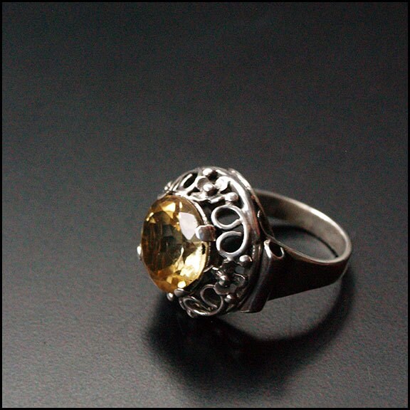 Baroko - Sterling Silber-Anweisung Ring Baroko - Sterling Silber-Anweisung Ring von Plysperk