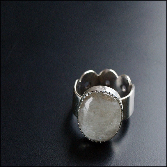 Mondring - Sterling Silberring Mit Mondstein Mondring - Sterling Silberring Mit Mondstein von Plysperk