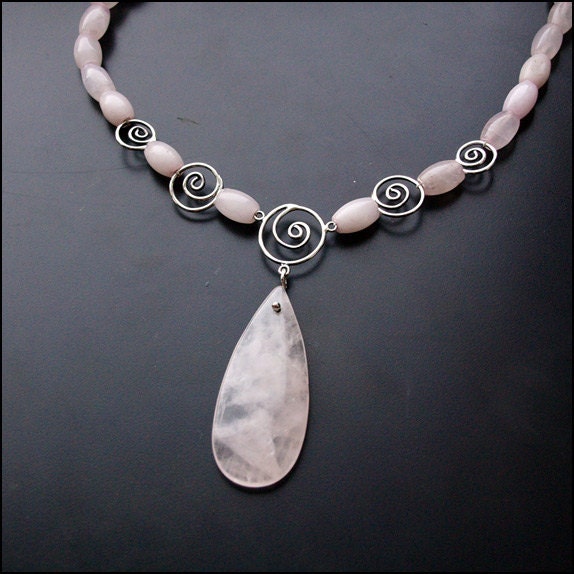 Rosenquarz Sterling Silber Halskette Rosenquarz Sterling Silber Halskette von Plysperk