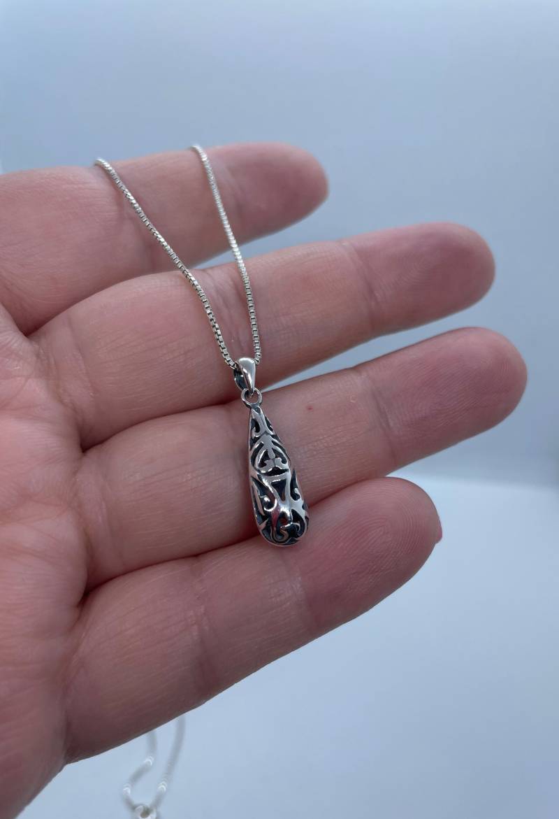 sterling Silber Filigran Tropfen Anhänger-Unikat-Filigrane Halskette von PoaJewels