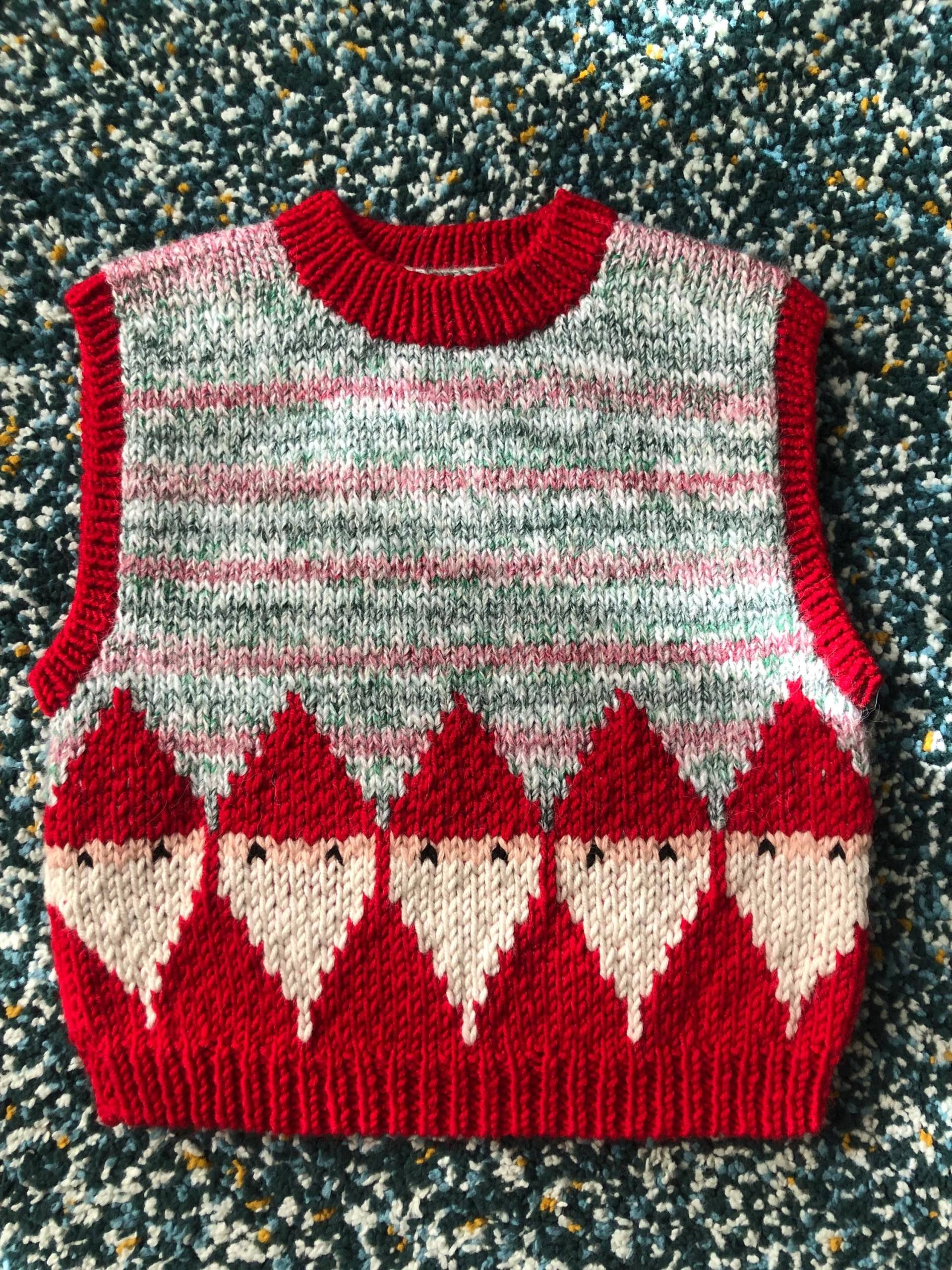 Handgestrickte Weihnachtspullover Weste Weihnachtsmann von PodartStudio
