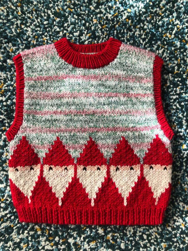 Handgestrickte Weihnachtspullover Weste Weihnachtsmann von PodartStudio