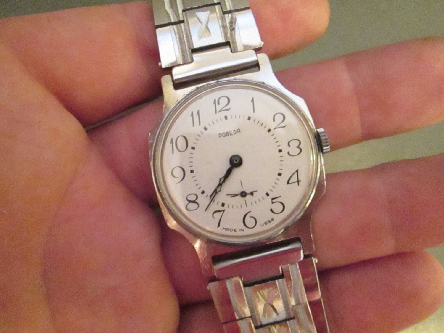 Vintage Pobeda Raketa 16 Jewel Handaufzug Herrenuhr Aus Edelstahl Udssr Schnitzte Band Armband-Bügel von PointOfTime