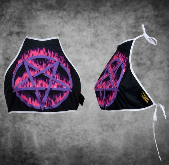 Pentagramm Neckholder Top Satanic Flame Gothic Fashion Crop Festival Outfit von PoisonAltClothing