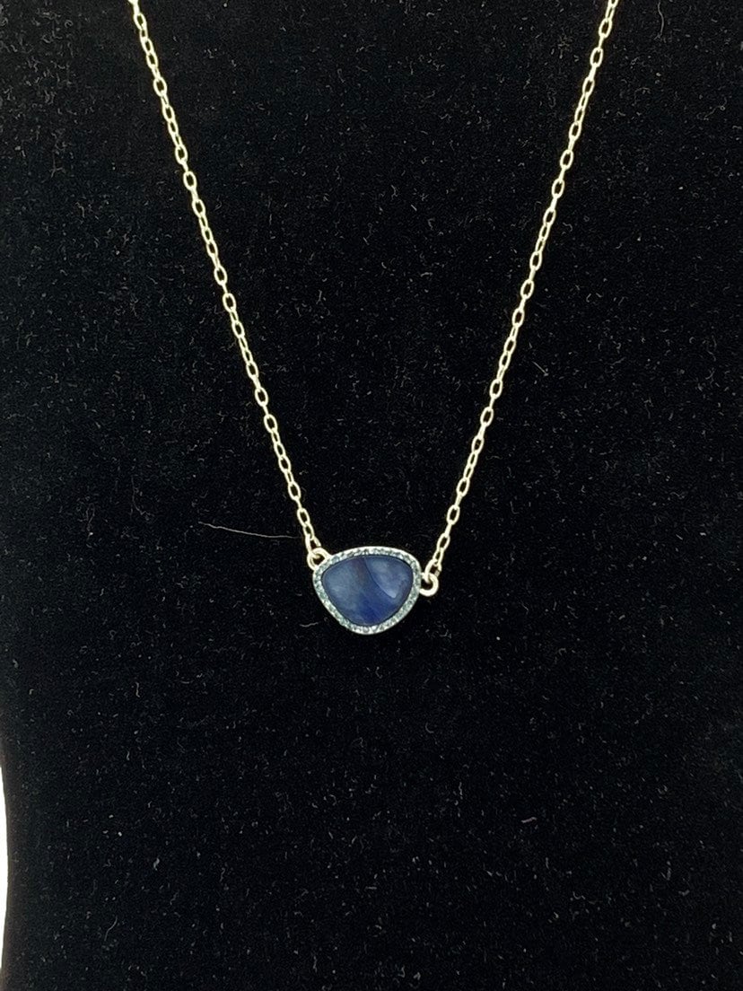 Lia Sophia Silber Und Blau Ton Mit Kristall Halskette von PokitaGifts