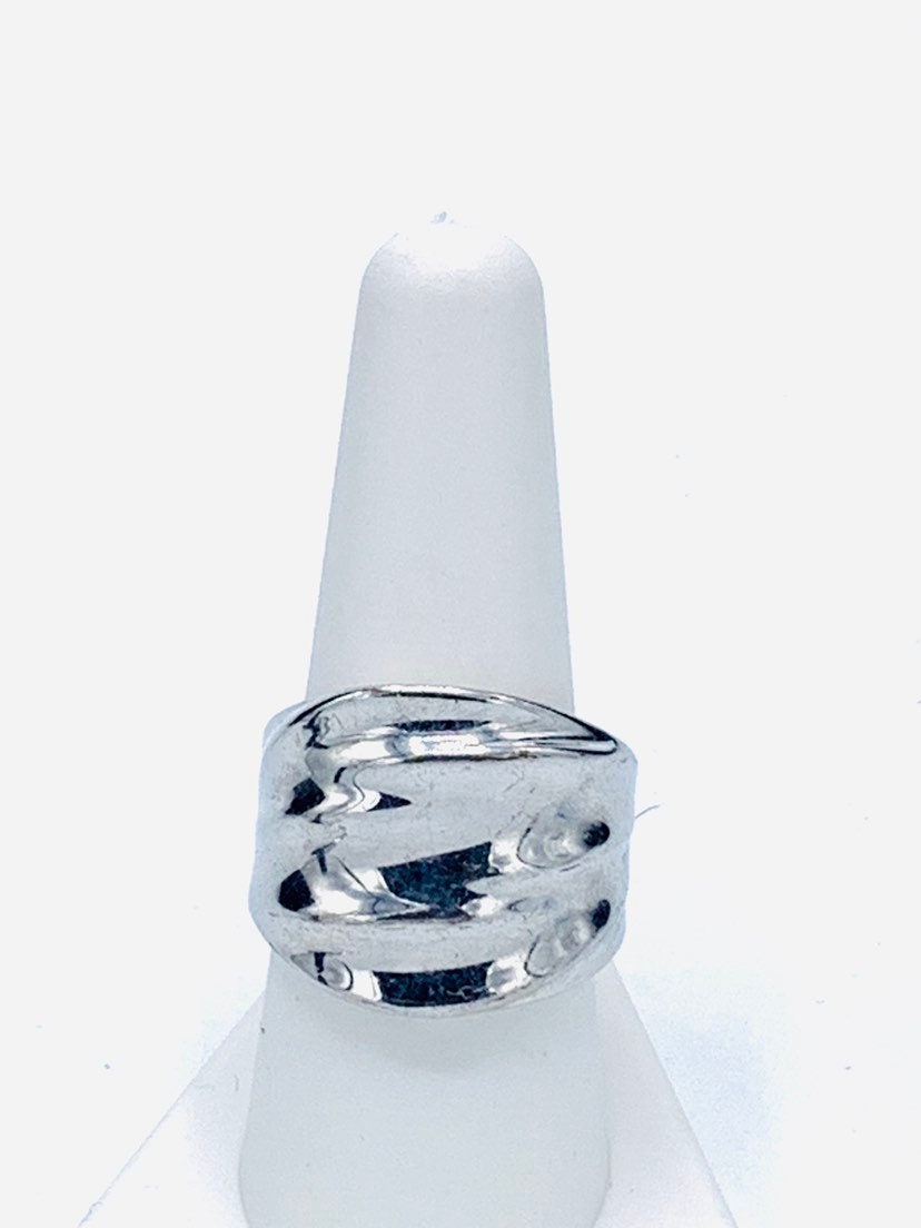 Lia Sophia Silberfarbenen Ring von PokitaGifts