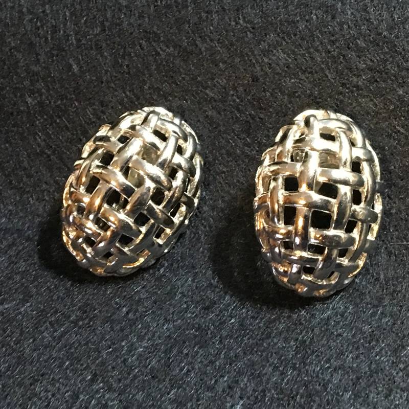 Vintage Monet Silberohrringe, Vermaszt von PokitaGifts