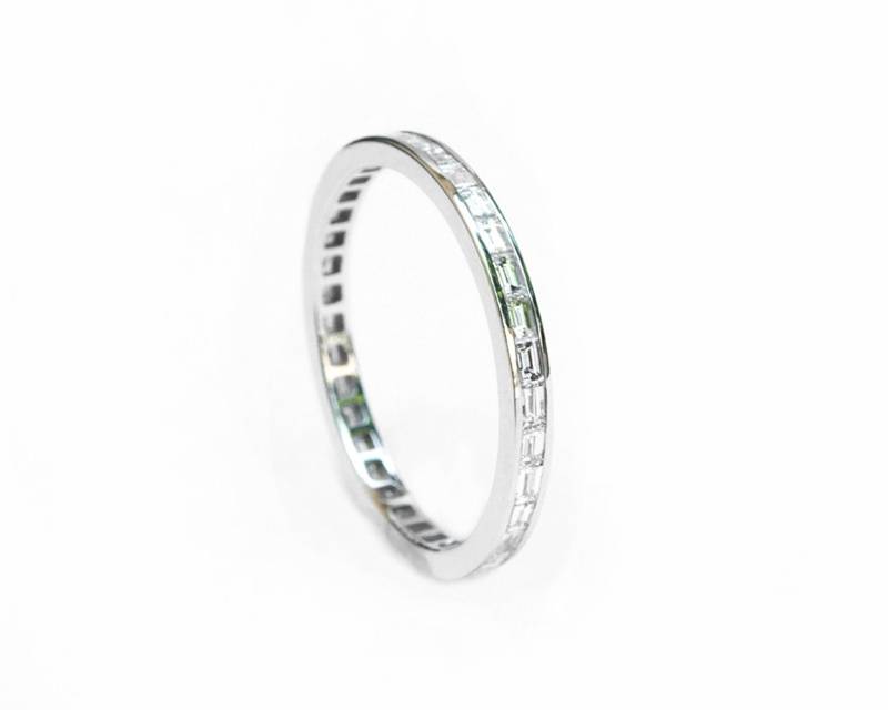 Baguette Diamant Ring. Invisible Channel Setting. Art Deco Ehering. Massiv Gelb Rose Weiß 14K 18K Gold Platin 950 von Polamai