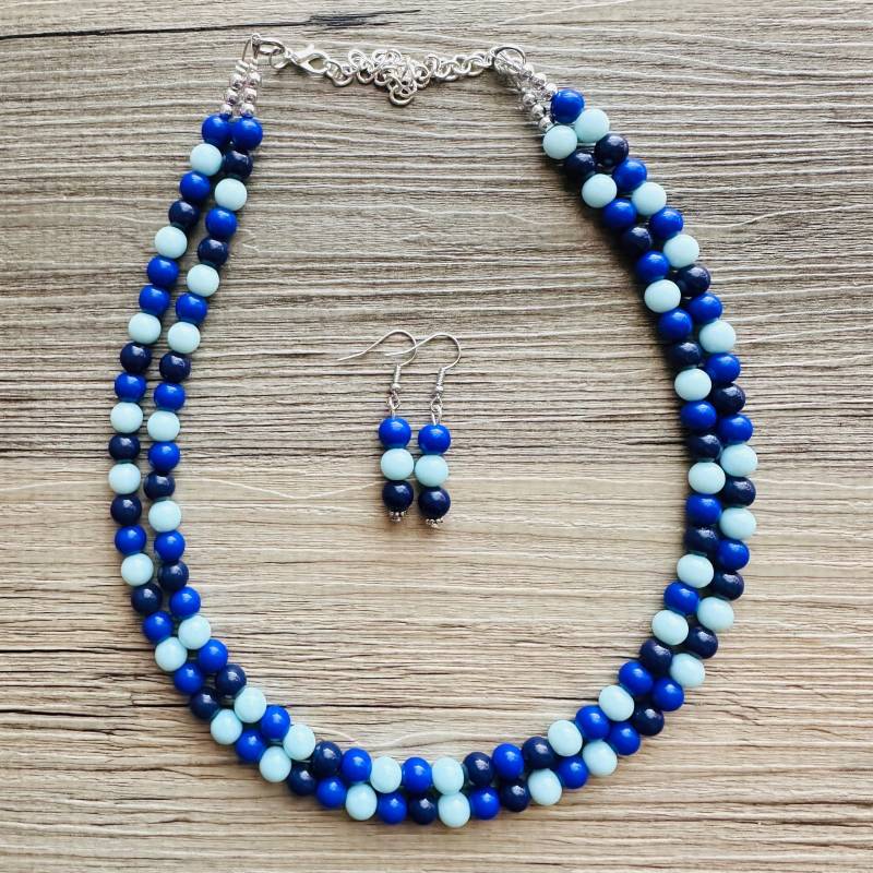 Blaue Halskette Mit Hellblauer Gliederkette, Marineblauer Schmuck, Dunkelblaue Aquafarbene Silberfarbener Stahlschmuck von PolkaDotDrawer