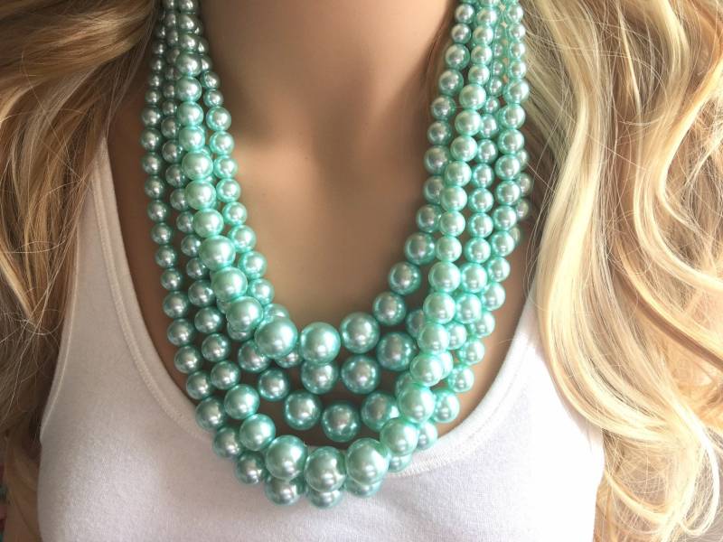 Fünf Strang Rotkehlchen Ei Klobige Halskette Und Ohrringe, Große Perlenschmuck Geschenke Für Frauen, Lätzchen Schmuck Perlenkette von PolkaDotDrawer