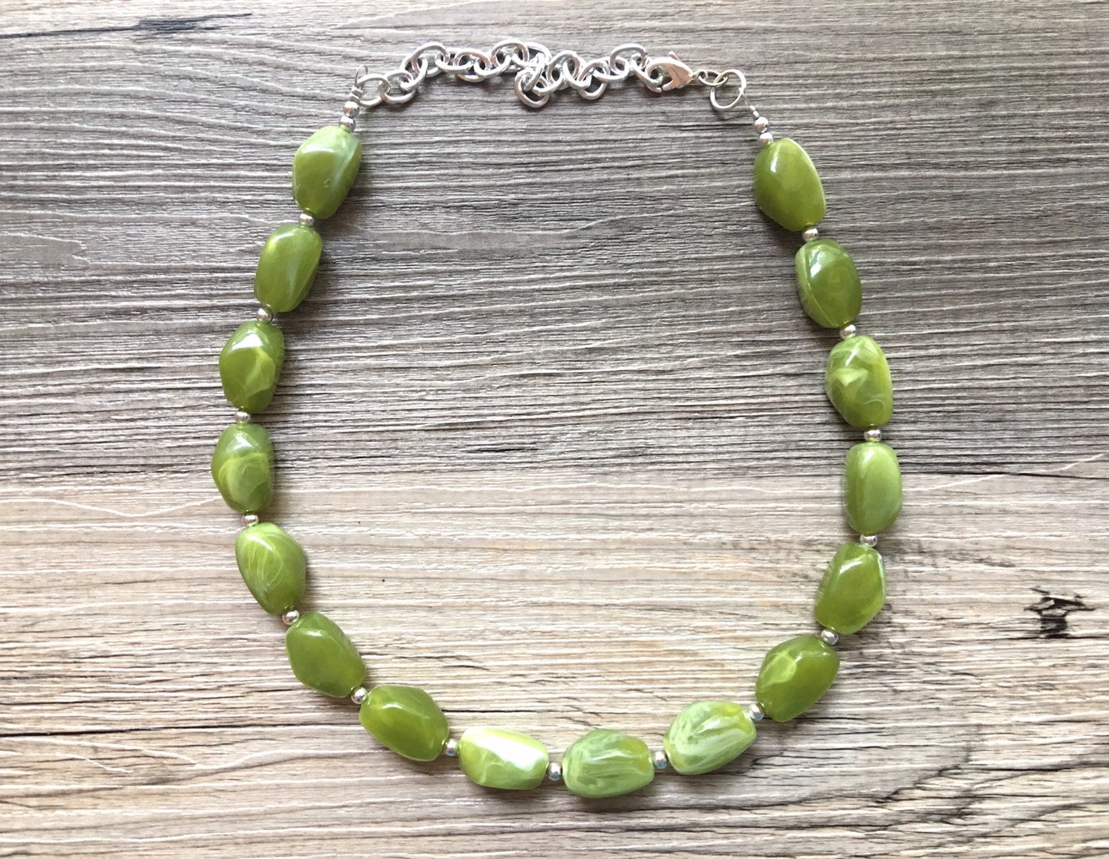 Hellgrün Statement Halskette Schmuck Set, Chunky Große Perlen Einzelne Strang Halskette, Grüne Meer Grün Set von PolkaDotDrawer