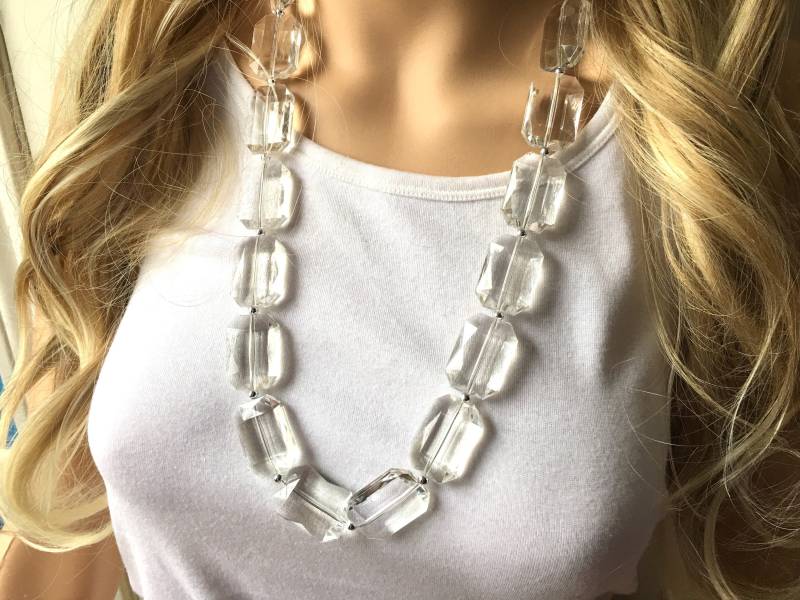 Lange Große Perle Klare Halskette, Einzelstrang Statement Schmuck, Harz Grobe Echte Silber Halskette von PolkaDotDrawer