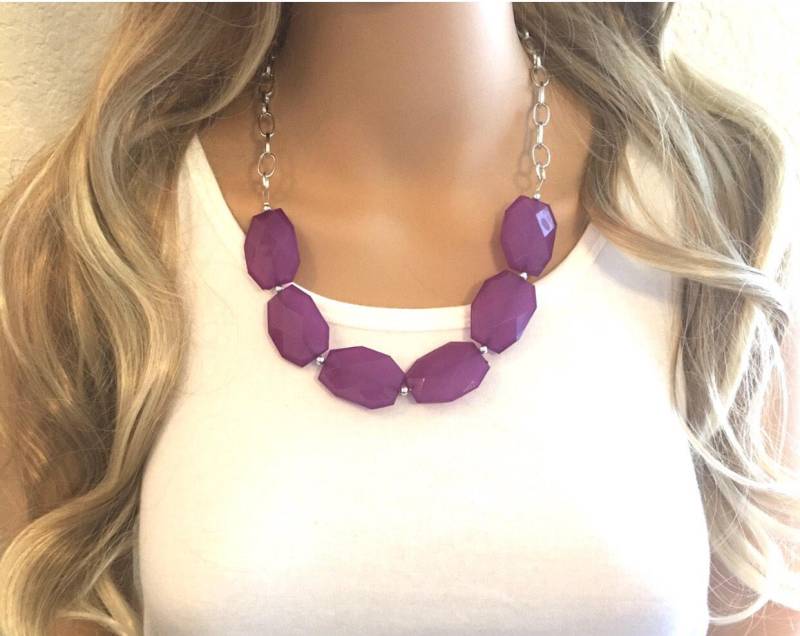 Royal Purple Statement Halskette & Ohrring Set, Lila Schmuck, Ihre Wahl Von Gold Oder Silber, Dunkellila Bib Chunky Halskette, Neckla von PolkaDotDrawer