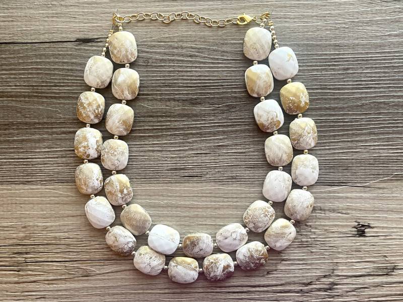 Weiß & Gold Große Perlenkette, Strang Statement Schmuck, Klare Chunky Lätzchen, Brautjungfer Halskette, Perlenschmuck Gemalt Weiß & Gold Große Perlenkette, Strang Statement Schmuck, Klare Chunky Lätzchen, Brautjungfer Halskette, Perlenschmuck Gemalt von PolkaDotDrawer