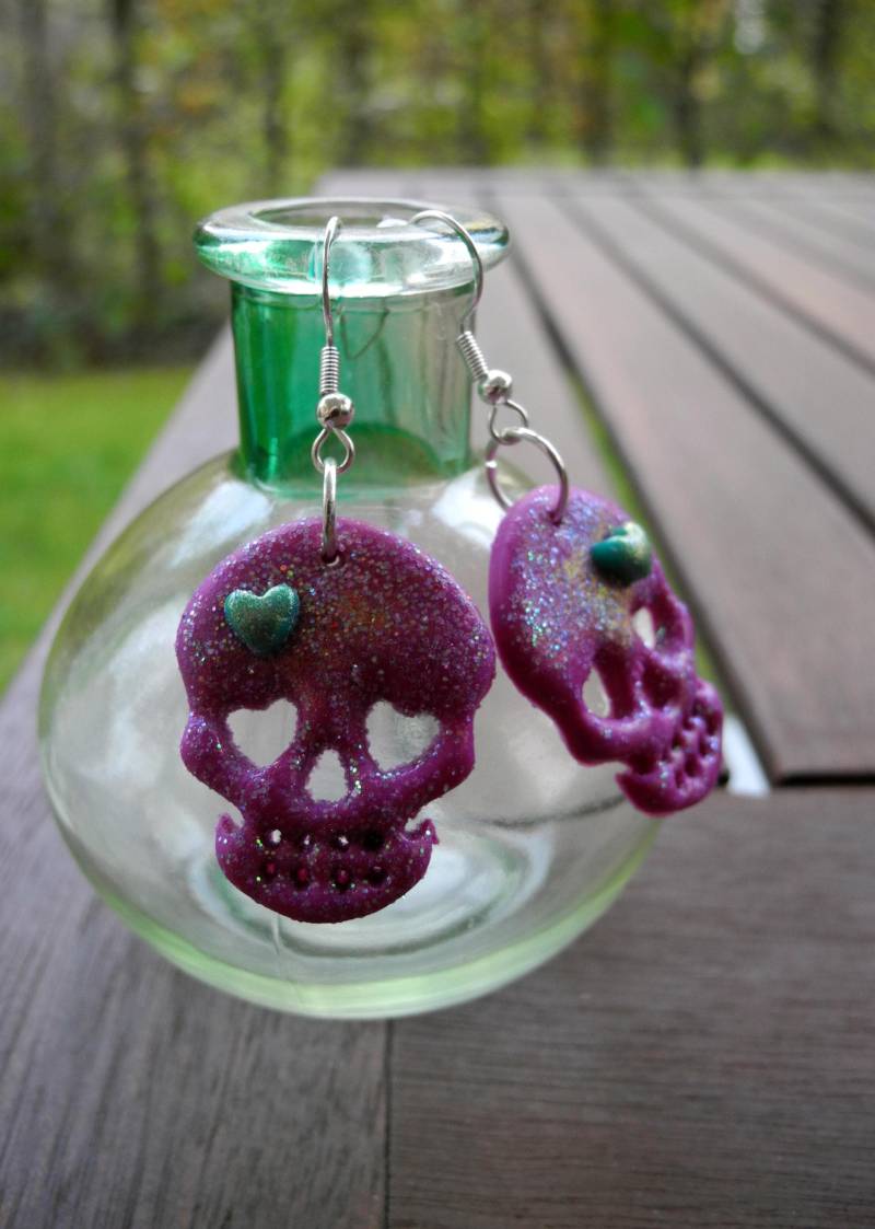 Halloween Totenköpfe - Fimo Ohrringe Hand Made von PollyAndMore