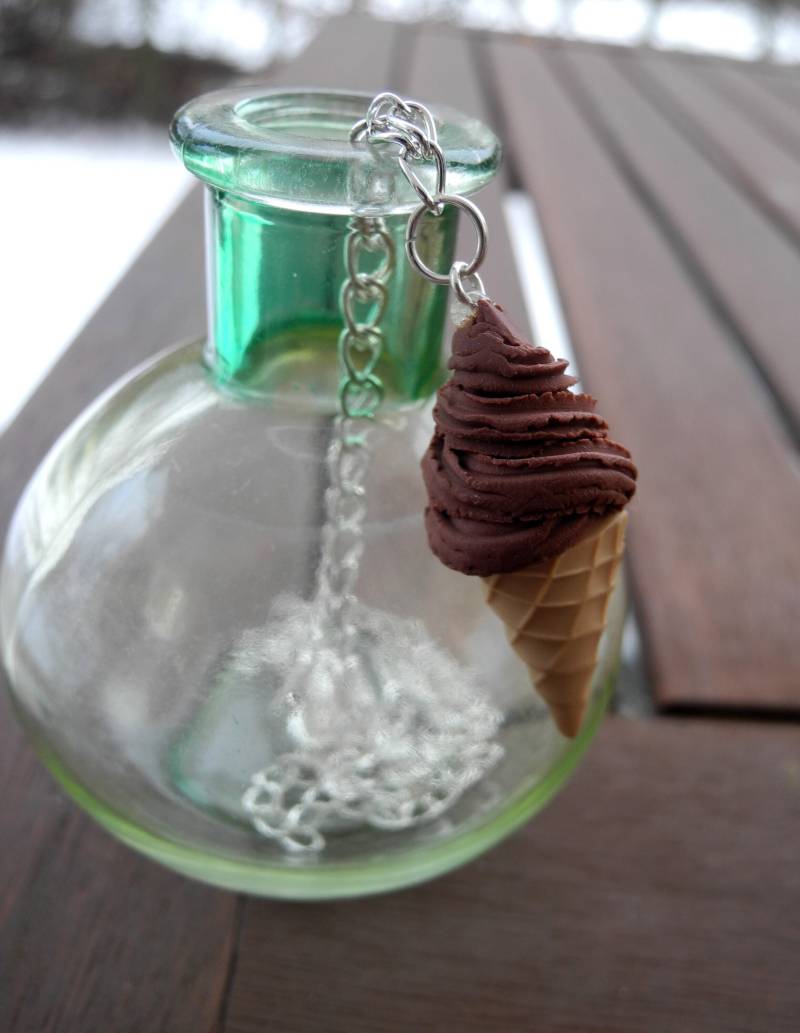 Leckeres Schoko-Softeis - Halskette Aus Fimo Hand Made Leckeres Schoko-Softeis - Halskette Aus Fimo Hand Made von PollyAndMore