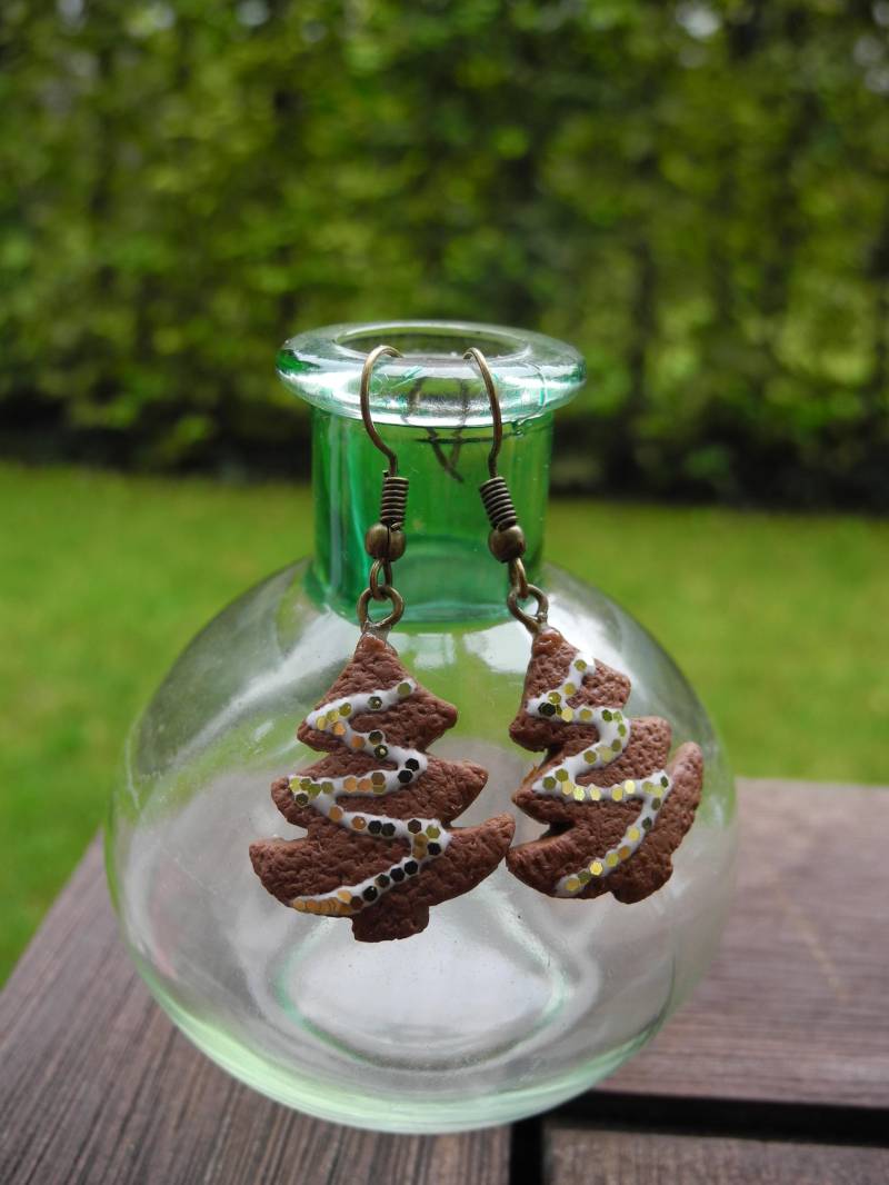 Süße Lebkuchenbäume - Hängeohrringe Aus Fimo Hand Made von PollyAndMore