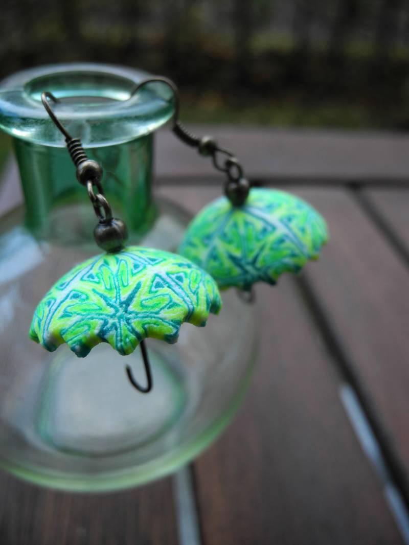 Süße Regenschirme - Ohrringe Aus Fimo Hand Made von PollyAndMore
