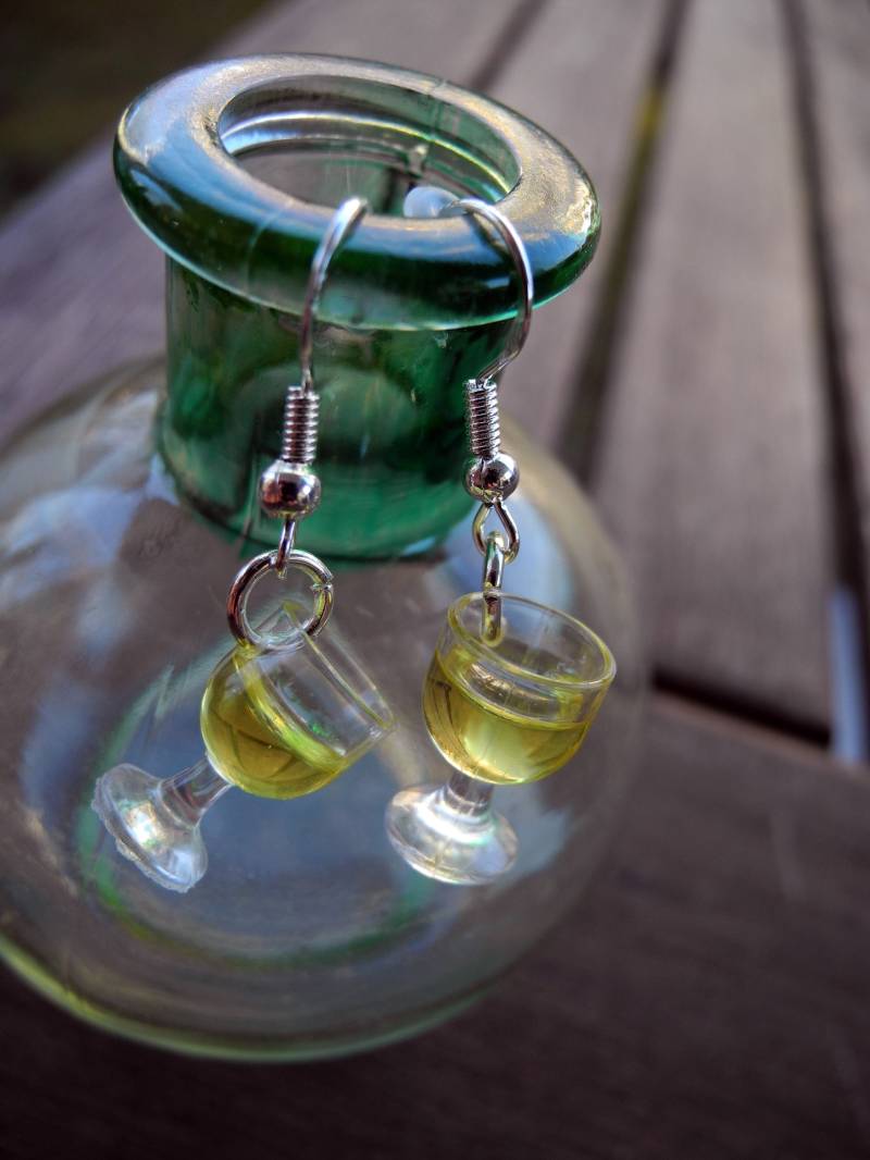 Weißwein-Gläser - Hängeohrringe Aus Fimo Hand Made von PollyAndMore