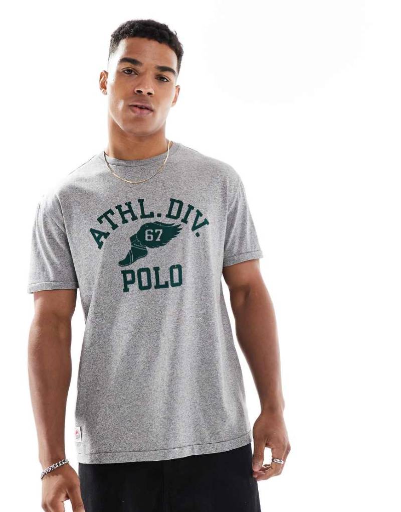 Polo Ralph Lauren - Athletic - Classic Fit Oversize-T-Shirt in meliertem Dunkelgrau mit Flügel-Logo von Polo Ralph Lauren