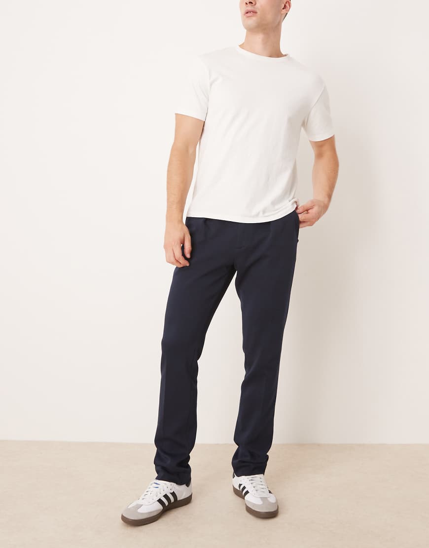 Polo Ralph Lauren - Brad - Elegante Hose in Marineblau aus doppeltem Tech-Strick von Polo Ralph Lauren