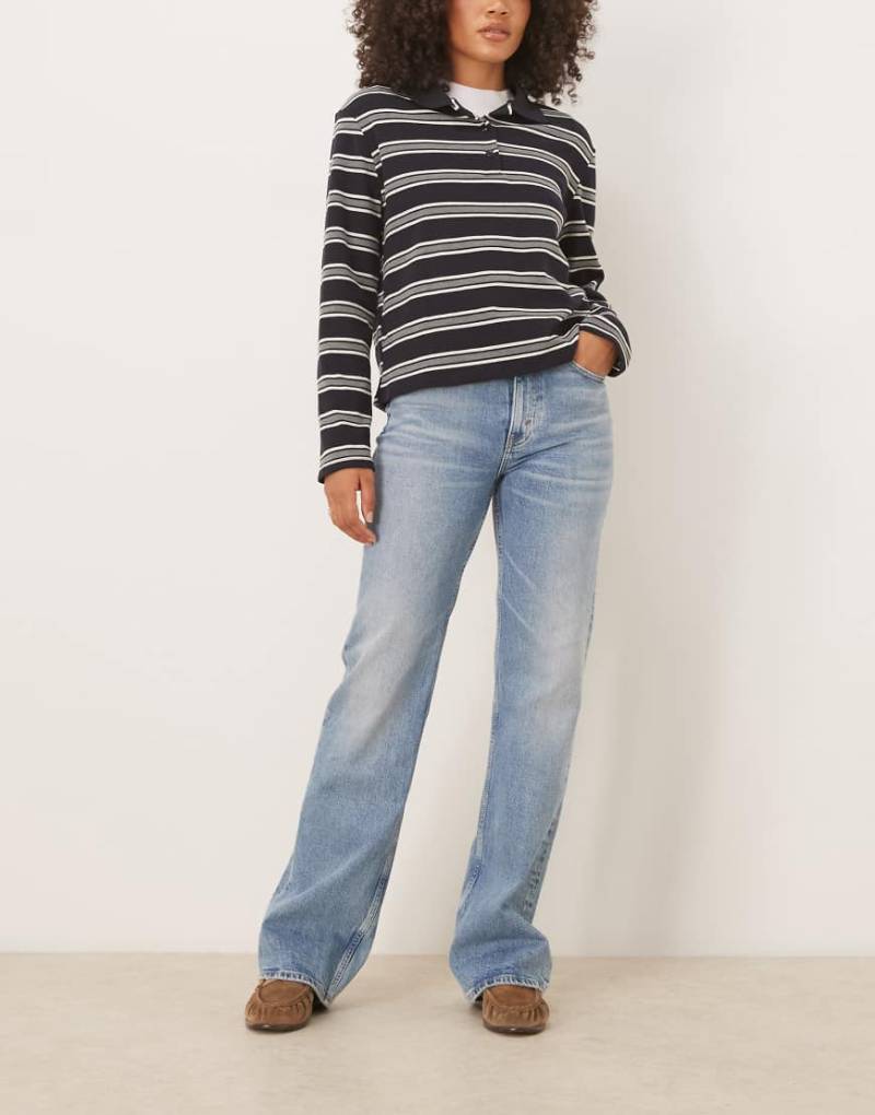 Polo Ralph Lauren - Bruini - Five-Pocket-Schlagjeans in blauer Waschung von Polo Ralph Lauren